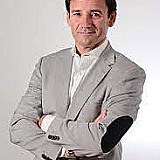 Dr. Miguel Ángel Calderón
